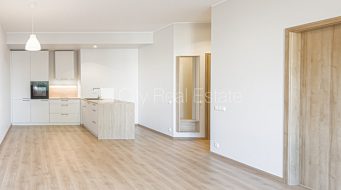 Fasādes māja, renovēta māja, labiekārtota apzaļumota teritorija, slēgts pagalms, vieta Rīga - foto 9