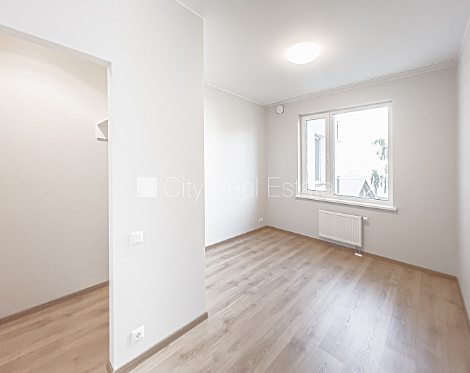 Fasādes māja, renovēta māja, labiekārtota apzaļumota teritorija, slēgts pagalms, vieta Rīga - foto 13