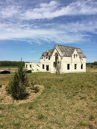 Незаконченная новостройка, терасса, возможна перепланировка, три санузла, есть Елгава и район - изображение 2