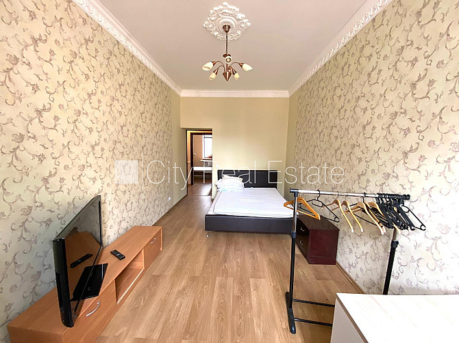 Pagalma māja, renovēta māja, logi vērsti uz pagalma pusi, guļamistabu skaits 3 gab., Rīga - foto 6
