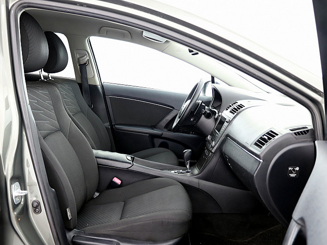 Toyota Avensis Linea Sol ATM 2.2 D-CAT 110kW Tallina - foto 6