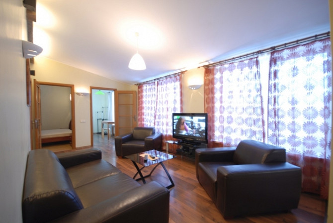 Pieejams No 1.jūnija. Ilgtermiņā izīrē penthouse dzīvokli ar 2 izolētām istabām netālu no Rīga - foto 1