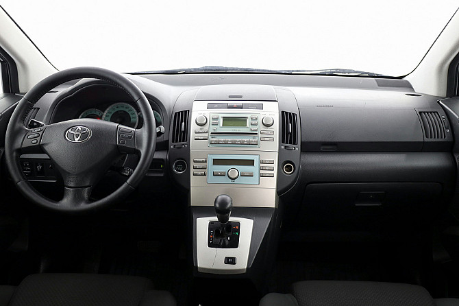 Toyota Corolla Verso Linea Sol ATM 1.8 95kW Tallina - foto 5