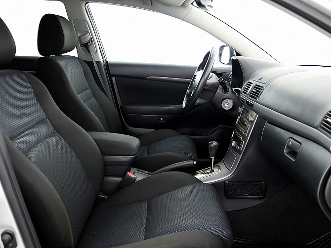 Toyota Avensis Linea Sol Facelift ATM 1.8 95kW Tallina - foto 6