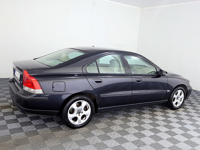 Volvo S60 Summum 2.4 D5 120kW Tallina - foto 3