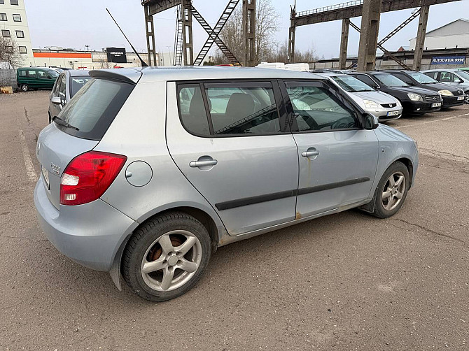 Skoda Fabia Comfortline 1.2 51kW Таллин - изображение 3