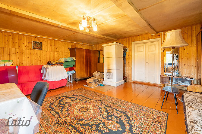 Pārdod sakoptu lauku māju (vasarnīcu) ar kopējo platību 99,2 m2 un zemi 0,5ha, 