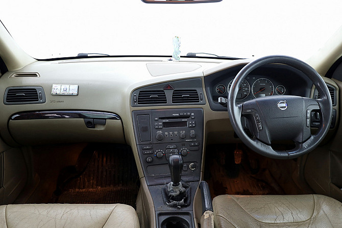 Volvo V70 Summum 2.4 D5 120kW Таллин - изображение 5