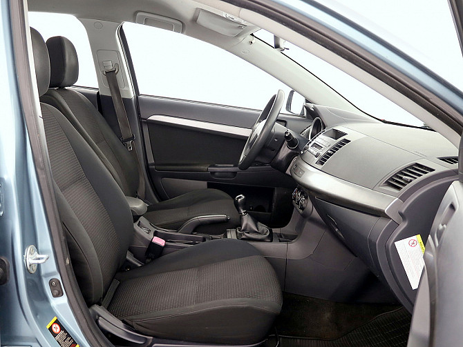 Mitsubishi Lancer Elegance 1.5 80kW Таллин - изображение 6