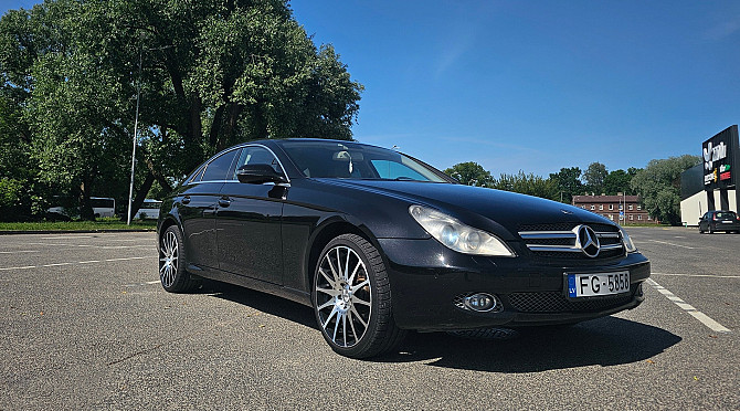 Продаю свою девочку.
Mercedes Cls 320. W219. 3.0d. 165Kw/235hp. Carlsson edition. 2011 год.... Rīga - foto 4