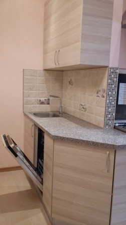 From mid July for long-term rent: a cozy and warm 2-bedroom studio apartment in a quiet courtyard ho Рига - изображение 2