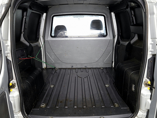 Peugeot Bipper Van ATM 1.4 HDi 50kW Таллин - изображение 8