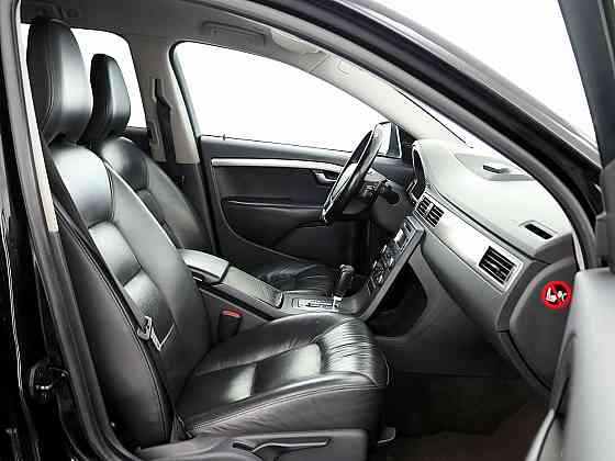 Volvo V70 Summum ATM 2.4 D5 129kW Tallina