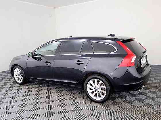 Volvo V60 Summum Facelift ATM 2.0 D5 133kW Tallina