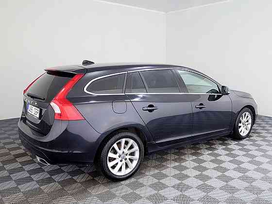 Volvo V60 Summum Facelift ATM 2.0 D5 133kW Tallina