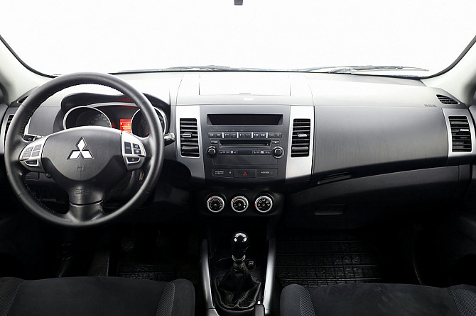 Mitsubishi Outlander Comfort 2.0 Di-D 103kW Tallina - foto 5