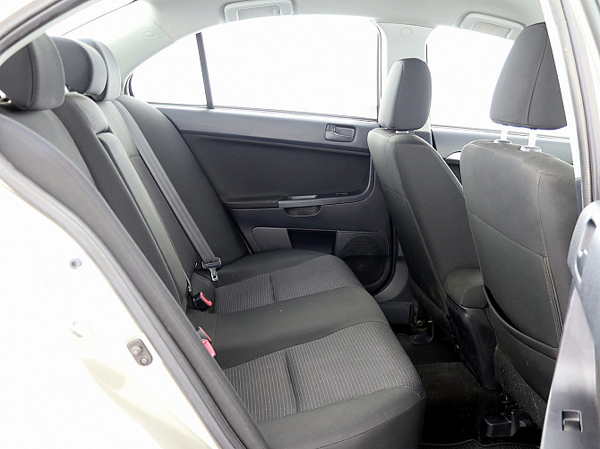 Mitsubishi Lancer Elegance ATM 1.5 80kW Tallina - foto 7