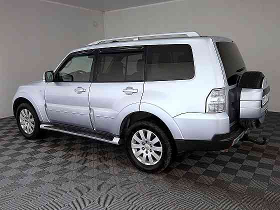 Mitsubishi Pajero Luxury ATM 3.2 Di-D 125kW Tallina