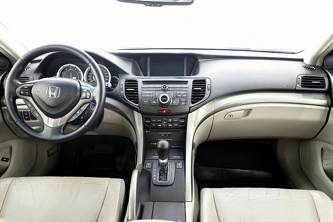 Honda Accord Luxury ATM 2.2 i-DTEC 110kW Таллин - изображение 5