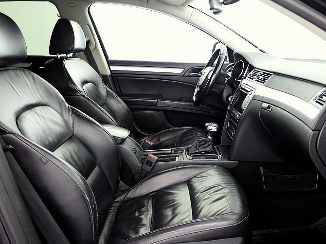 Skoda Superb Highline ATM 2.0 TDI 125kW Tallina - foto 6