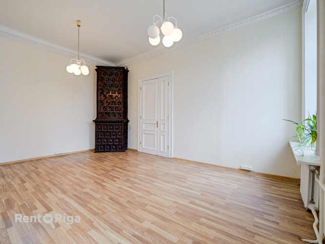 Izīrē gaišas un plašas biroja telpas ar skatu uz Daugavu, Citadeles ielā 2a, Rīgā  Tiek Rīga - foto 6