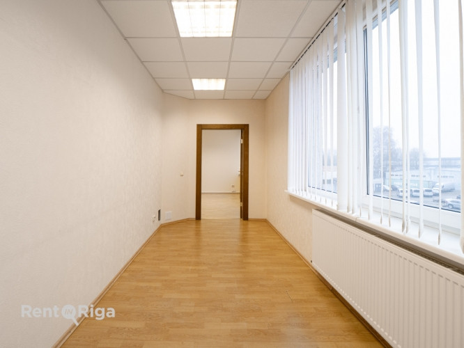 Iznomā biroja telpas Latgales ielā 250  Tiek iznomātas plašas un funkcionālas biroja telpas Rīga - foto 5