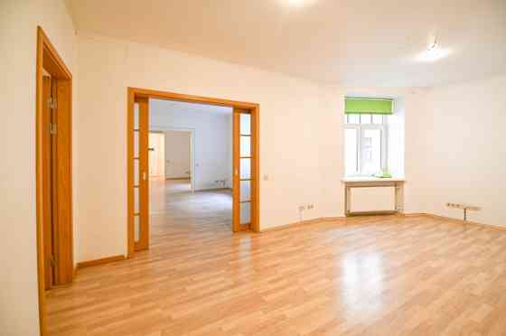 Previously, the premises were used as an office, but they can also be used as an apartment.  There a Rīga
