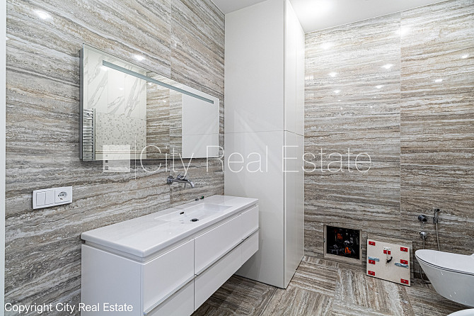 Pagalma māja, slēgts pagalms, ieeja no pagalma, guļamistabu skaits 1 gab., studio tipa, virtuve Rīga - foto 12
