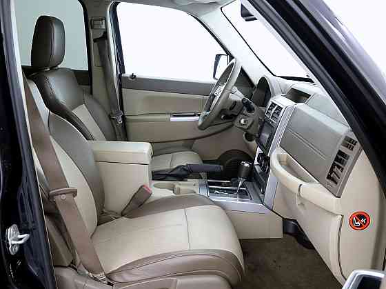 Jeep Cherokee Limited 2.8 CRD 130kW Tallina