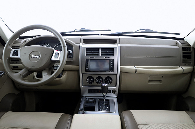 Jeep Cherokee Limited 2.8 CRD 130kW Tallina - foto 5