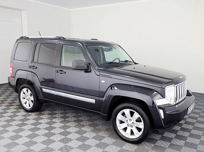 Jeep Cherokee Limited 2.8 CRD 130kW Tallina - foto 1