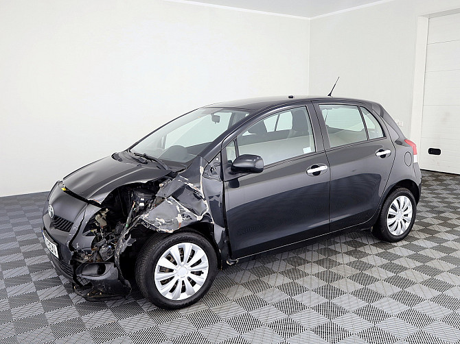 Toyota Yaris Linea Sol Facelift ATM 1.3 73kW Tallina - foto 2