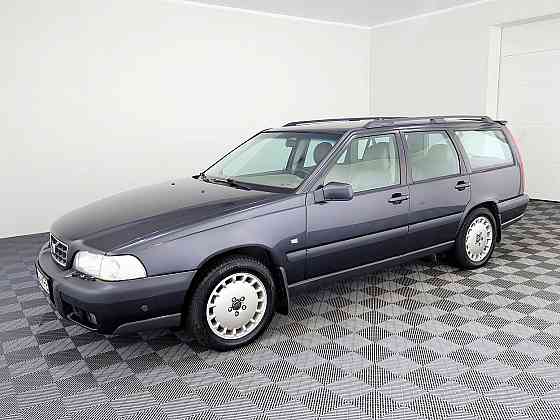 Volvo XC70 Summum AWD ATM 2.4 142kW Tallina