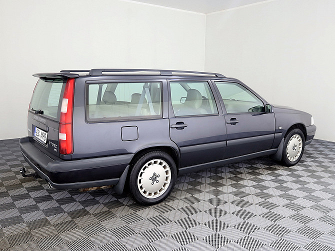 Volvo XC70 Summum AWD ATM 2.4 142kW Tallina - foto 3