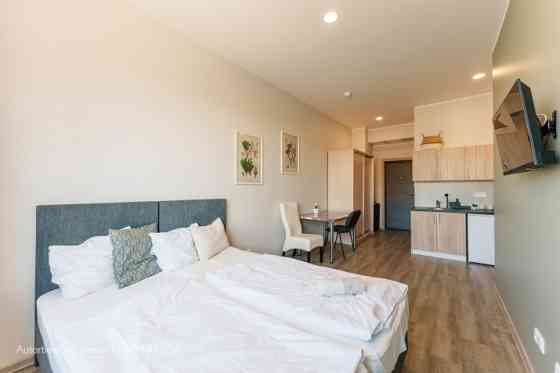 Available for long term rent (starting from 6 months): Modern studio apartment in a renovated buildi Rīga