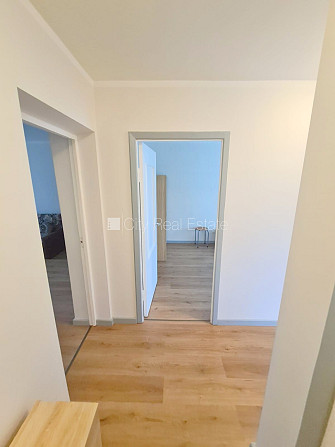 Fasādes māja, labiekārtota apzaļumota teritorija, labiekārtots apzaļumots pagalms, vieta Rīga - foto 12