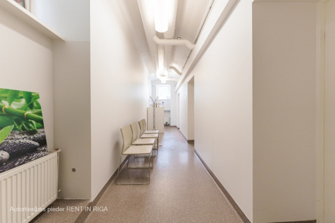Iznomā telpas ar izlienti Veselības centrā 3, 1.stāvā.  Telpas ar izlietni.  Veselības centra Rīga - foto 3