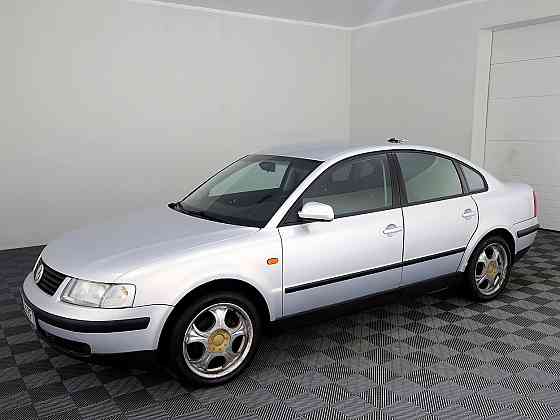 Volkswagen Passat Comfortline 1.8 92kW Tallina