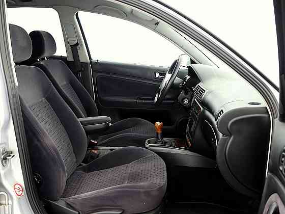 Volkswagen Passat Comfortline 1.8 92kW Tallina