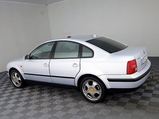 Volkswagen Passat Comfortline 1.8 92kW Tallina - foto 4