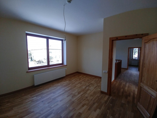 No jūlija, 2026 ilgtermiņā izīrē 4 guļamistabu māju Teikas privātmāju rajonā.  Plānojums Rīga - foto 4