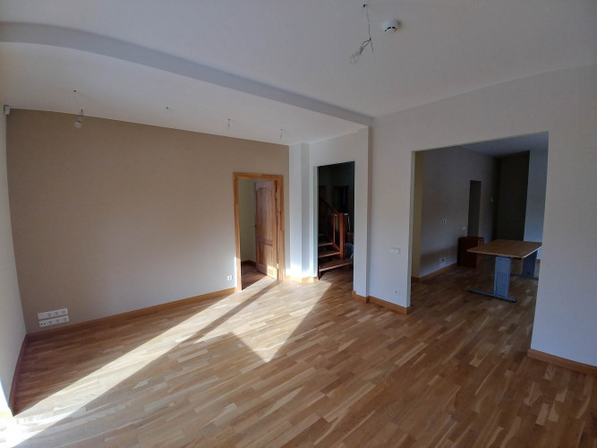 No jūlija, 2026 ilgtermiņā izīrē 4 guļamistabu māju Teikas privātmāju rajonā.  Plānojums Rīga - foto 3
