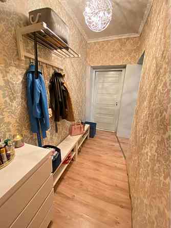 Продаётся светлая, уютная 2-комнатная квартира в Кенгарагсе 54 м², в тихом и зелёном районе.... Rīga
