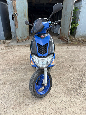 Sakarā ar pārvākšanos ārpus LV, pārdodu lietotu mopēdu Kymco Super 9 labā tehniskā stāvoklī. +... Ogre - foto 1