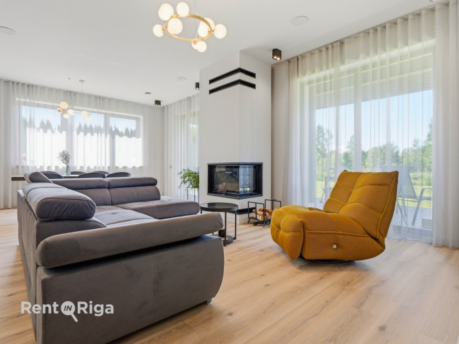 Eleganta ģimenes māja slēgtā ciematā Mārupes novadā!  Ilgtermiņa īrei pieejama plaša un Rīgas rajons - foto 8