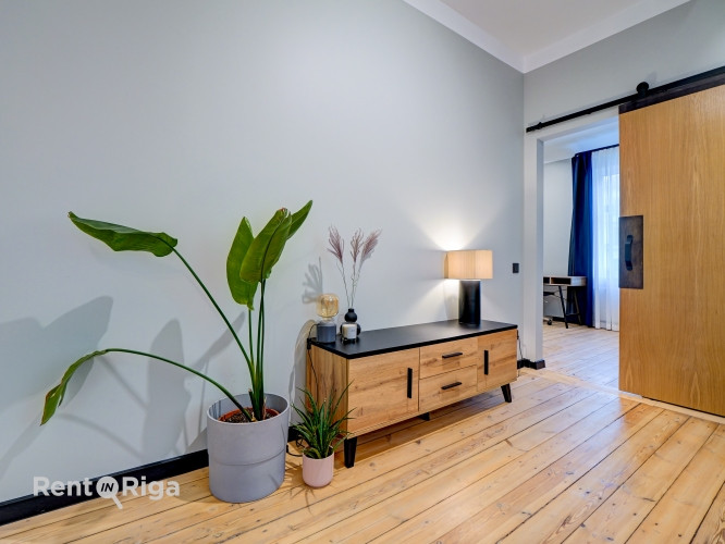 Lieliska iespēja dzīvot Rīgas centrā  renovētā un mājīgā projektā.  Piedāvājam Rīga - foto 9