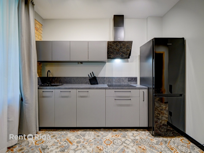 Lieliska iespēja dzīvot Rīgas centrā  renovētā un mājīgā projektā.  Piedāvājam Rīga - foto 5