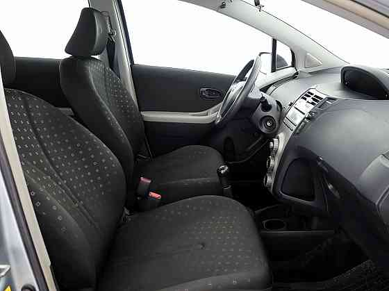 Toyota Yaris Linea Sol A-C 1.3 64kW Tallina
