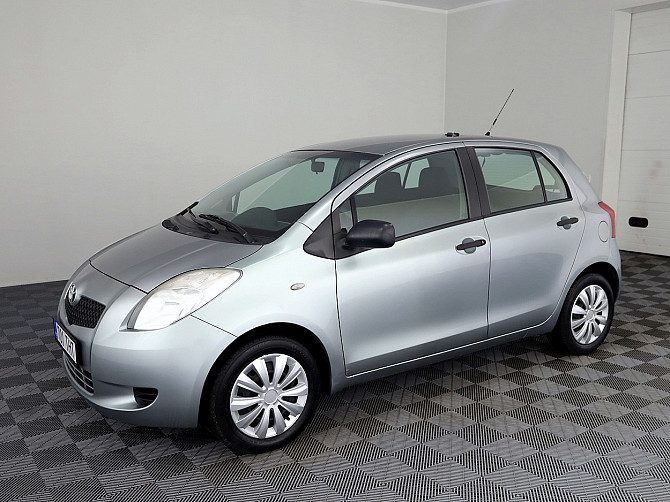 Toyota Yaris Linea Sol A-C 1.3 64kW Tallina - foto 2