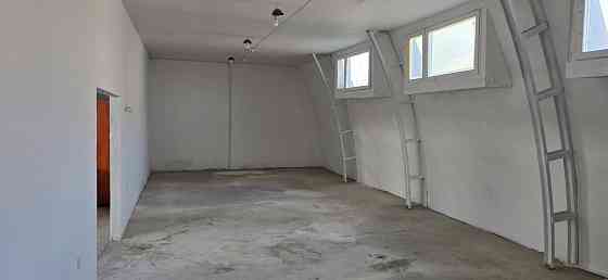 Talruna numurs 29284041 Tiek iznomāts angārs 380 m² platībā. Telpas ir sadalītas 3 atsevišķās... Rīga